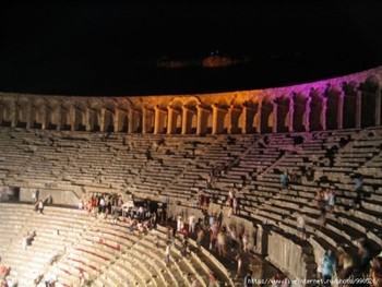 Античный театр в Аспендосе