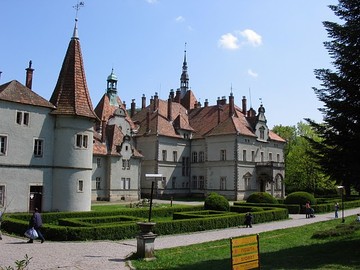 Замок Шенборнов в Чинадиево (санаторий Карпаты)