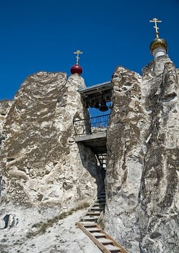 Костомаровский Свято-Спасский женский монастырь (в меловых холмах)