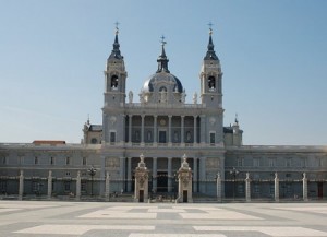 Мадрид – жемчужина Испании, город музеев и искусства