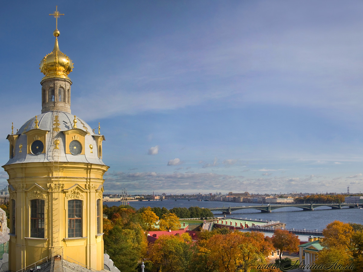 Петропавловский собор зимой СПБ