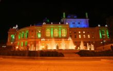 Подсвеченный Оперный театр ночью (Одесса и область)