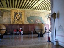 Зал с глобусами (Венеция)