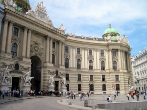 Площадь Михаэлерплатц (Вена)