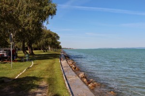 Набережная у озера Балатон (Венгрия)