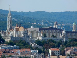 Вид на Буду со смотровой площадки Базилики Святого Иштвана (Будапешт)
