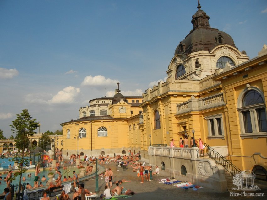 Фото достопримечательностей Будапешта: Купальни Сечени — шедевр архитектуры