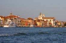Вид с канала на Венецию (Венеция)