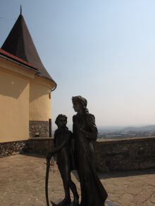 Статуя Илоны Зрини и ее сына Ференца II Ракоци (Карпаты и Закарпатье)