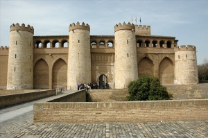 Дворец Palacio de la Aljafer&#237;a (Испания)