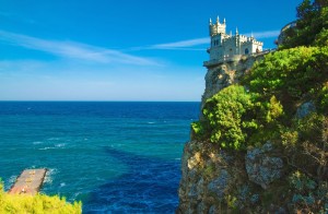 Самый романтичный замок в Украине - Замок Ласточкино гнездо (Крым)