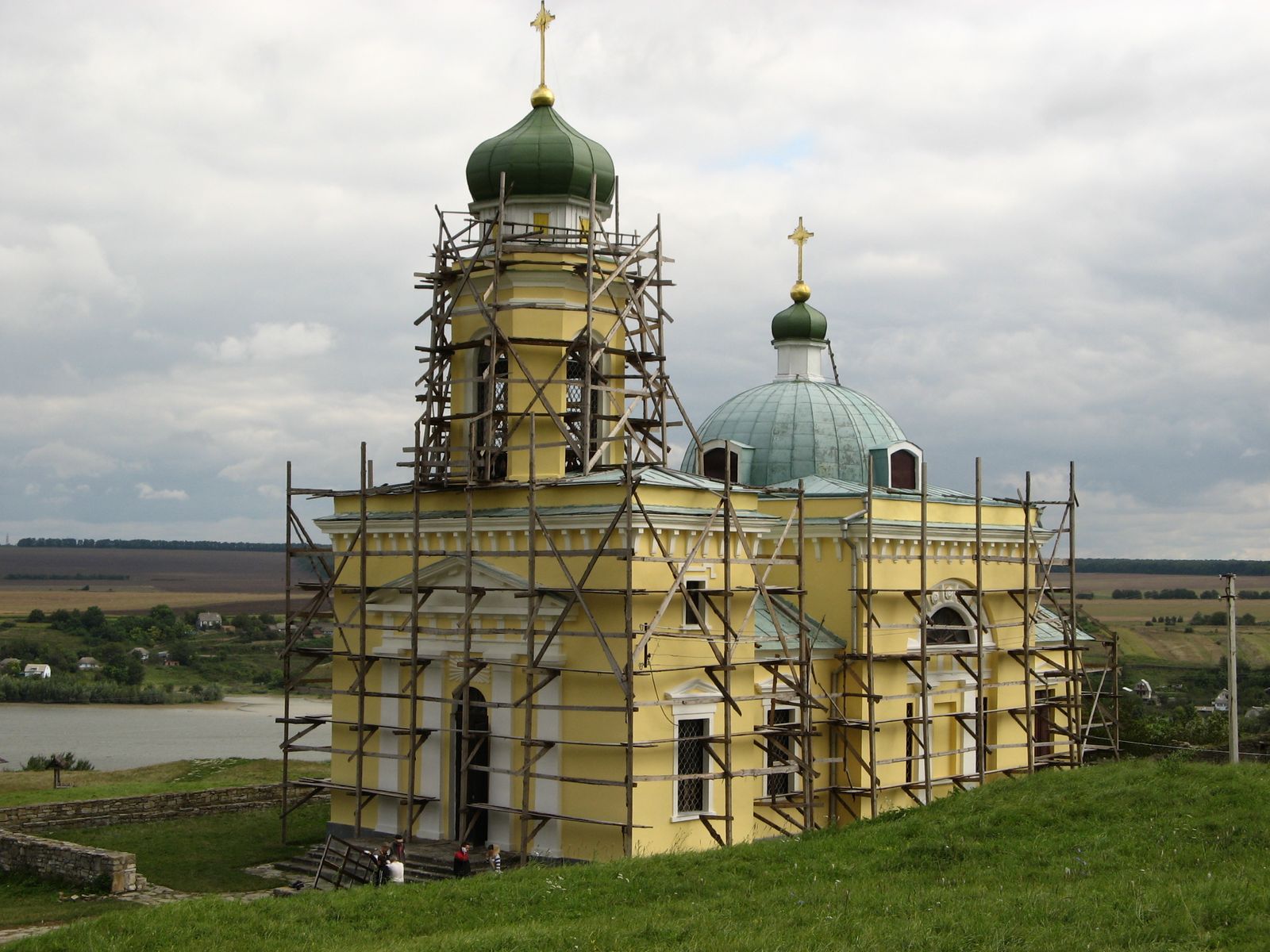 Восстановление храмов в россии