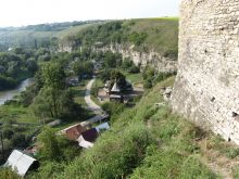 Вид со стен крепости вниз (Каменец-Подольский)