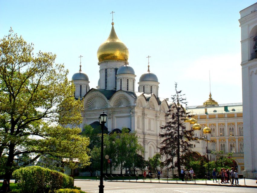 Фото достопримечательностей Москвы и Подмосковья: Архангельский собор Московского Кремля