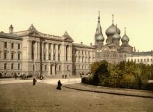 Привокзальная площадь. Видны купола Пантелеймоновского собора (Одесса и область)