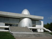 Музей космонавтики в Калуге. В куполе здания находится планетарий (Европейская часть России)