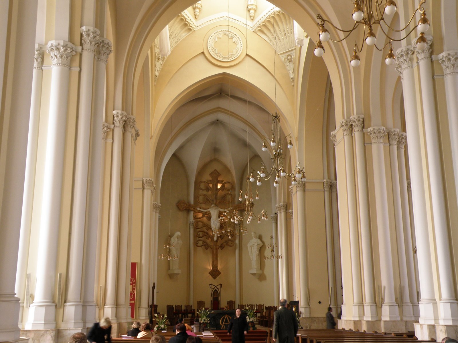 Римско католический кафедральный собор фото внутри