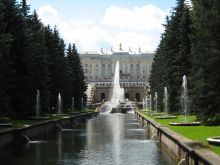 Аллея фонтанов, вид на Большой дворец (Санкт-Петербург и область)