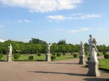 Верхний сад, мраморные статуи (Санкт-Петербург и область)