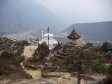 Вид в сторону Намче из монастыря в Тхаме (Непал)