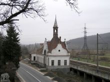 Железнодорожная станция в Чинадиево построена в таком же стиле, как и дворец Шенборнов (Карпаты и Закарпатье)