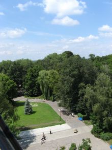 Вид на городской парк с колеса обозрения (Белая Церковь)