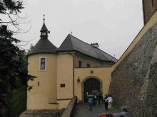 Чешский Штернберг. Входные ворота во двор замка (Чехия)