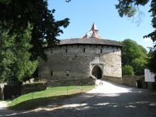 Замок Перштейн. Замковые ворота (Чехия)