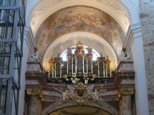 Орган в церкви Карлскирхе (Вена)