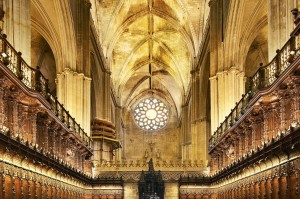 Кафедральный собор Севильи внутри (Испания)