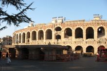 Древнеримский Амфитеатр в Вероне (Италия)