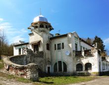 Одно из строений усадьбы Шаровка (Харьков и область)