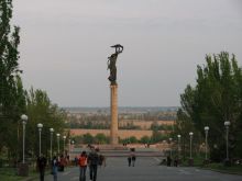 В парке Славы в Херсоне. Монумент погибшим при освобождении Херсона в 1944 (Другие)