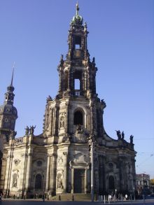 Кафедральный собор в Дрездене при дворце Цвингер (Германия)