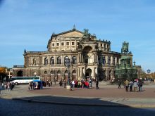 Оперный театр в Дрездене (Германия)