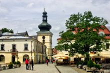 Вид на площадь Рынок в Кросно (Польша)