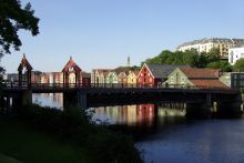 Тронхейм. Старый средневековый мост (Страны Скандинавии)