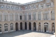 Внутренний двор королевского дворца (Испания)