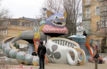 Детская площадка с героями Алисы в стране чудес (Киев и область)