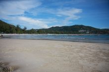 Пляж Ката. Пхукет. Подойдет для любителей уединения и тишины (Тайланд)