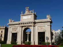 Триумфальная арка Порта де ла Мар (Испания)