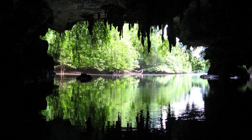 Фото достопримечательностей Таиланда: Пещера Тхам Лод