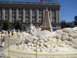 Фестиваль песочных скульптур. Традиционно проводится в Харькове каждое лето (Харьков и область)