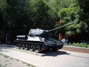 Русский танк Т-34 на площади Конституции (Харьков и область)