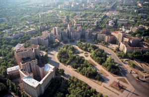 Площадь Свободы в Харькове - третья в мире по величине (Харьков и область)