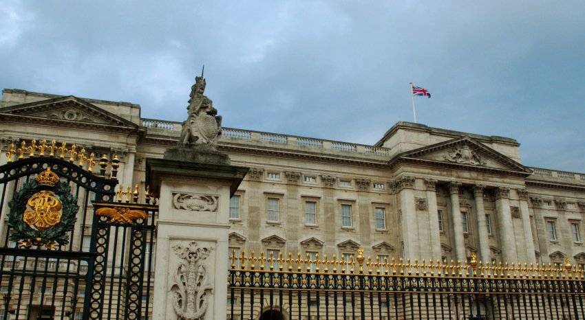 Фото достопримечательностей Лондона: Букингемский дворец