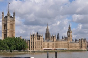Парламент - вид с Темзы (Лондон)