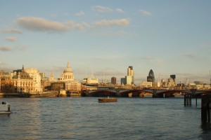 Вид на Лондон с Темзы (Лондон)