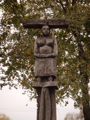 Тростянец. Уникальная деревянная скульптура (Чернигов и область)