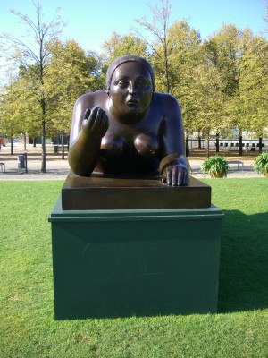 Скульптура в парке Люстгартен (Германия)